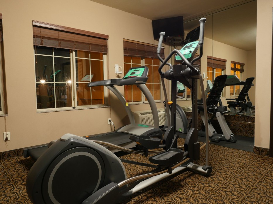 best western medical center north inn and suites nea