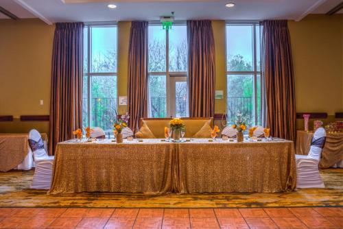 holiday inn san antonio seaworld by ihg