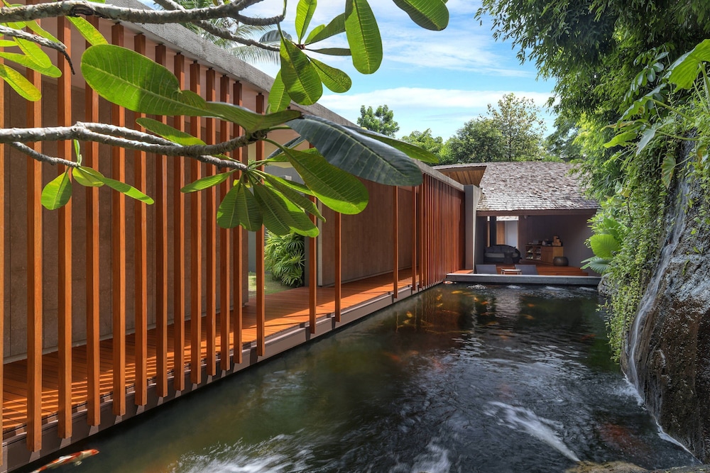 renaissance phuket resort and spa