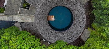 renaissance phuket resort and spa