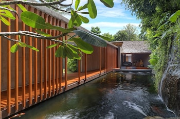 renaissance phuket resort and spa