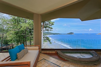 arenas del mar beachfront and rainforest resort