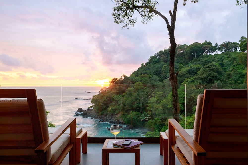 arenas del mar beachfront and rainforest resort