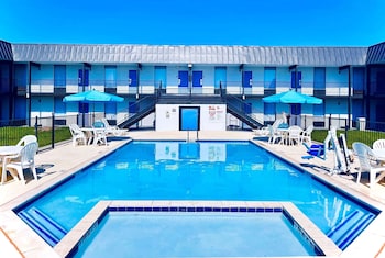 Days Inn By Wyndham Burleson Ft. Worth,Burleson County>>Burleson,2 star