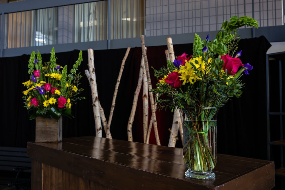 holiday inn burlington conference centre by ihg