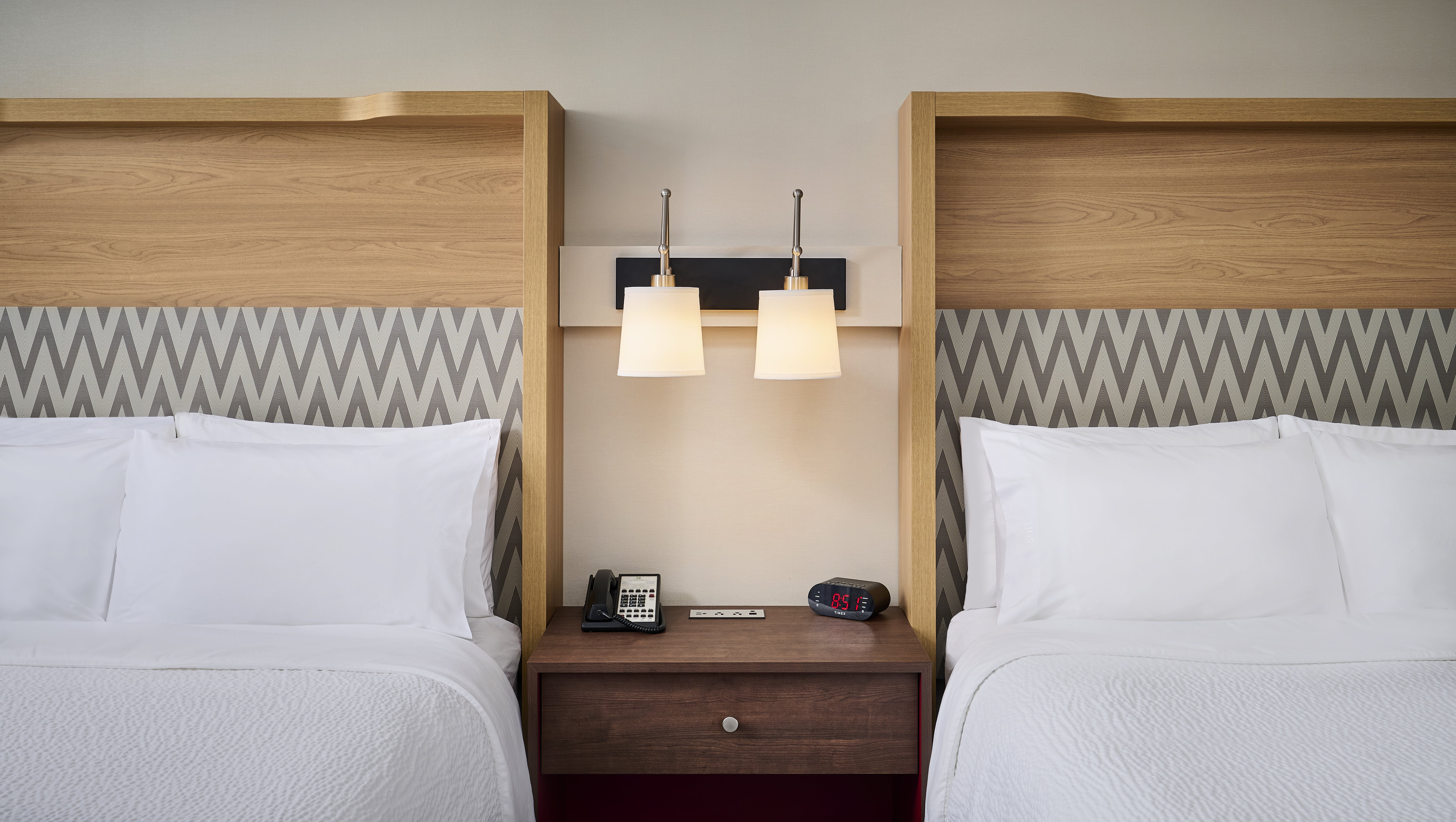 holiday inn burlington conference centre by ihg