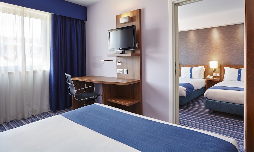 holiday inn express lisbon alfragide by ihg