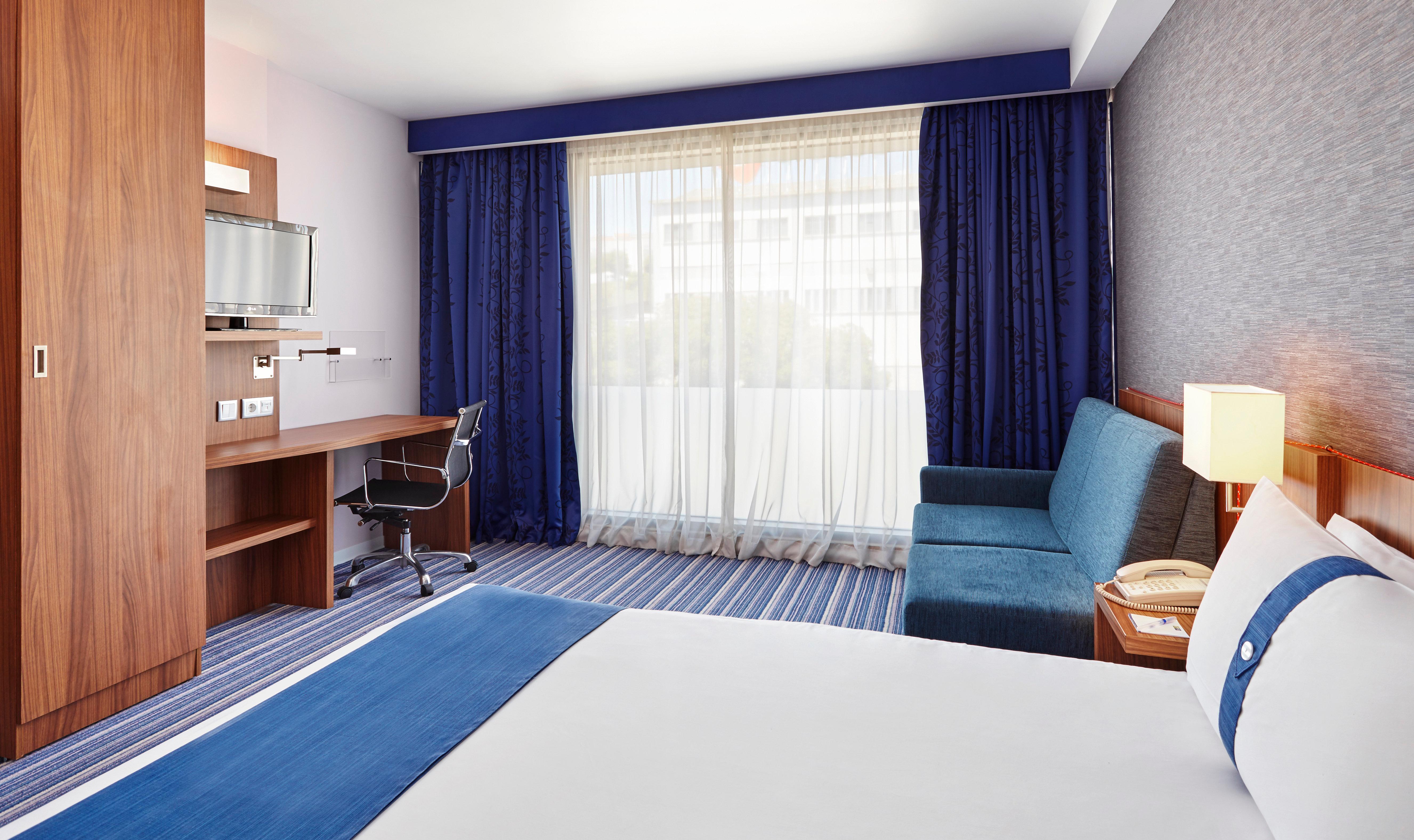 holiday inn express lisbon alfragide by ihg