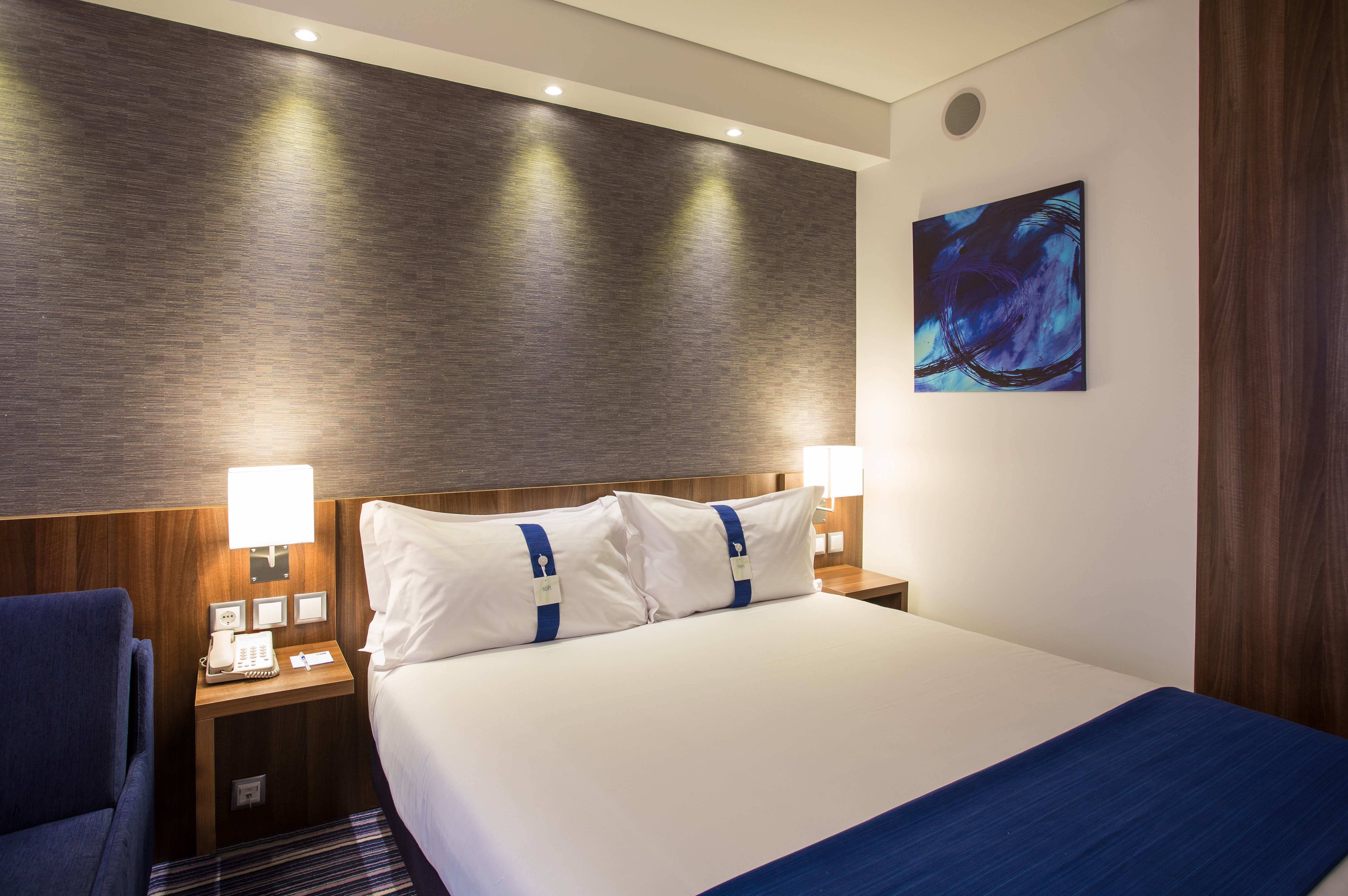 holiday inn express lisbon alfragide by ihg