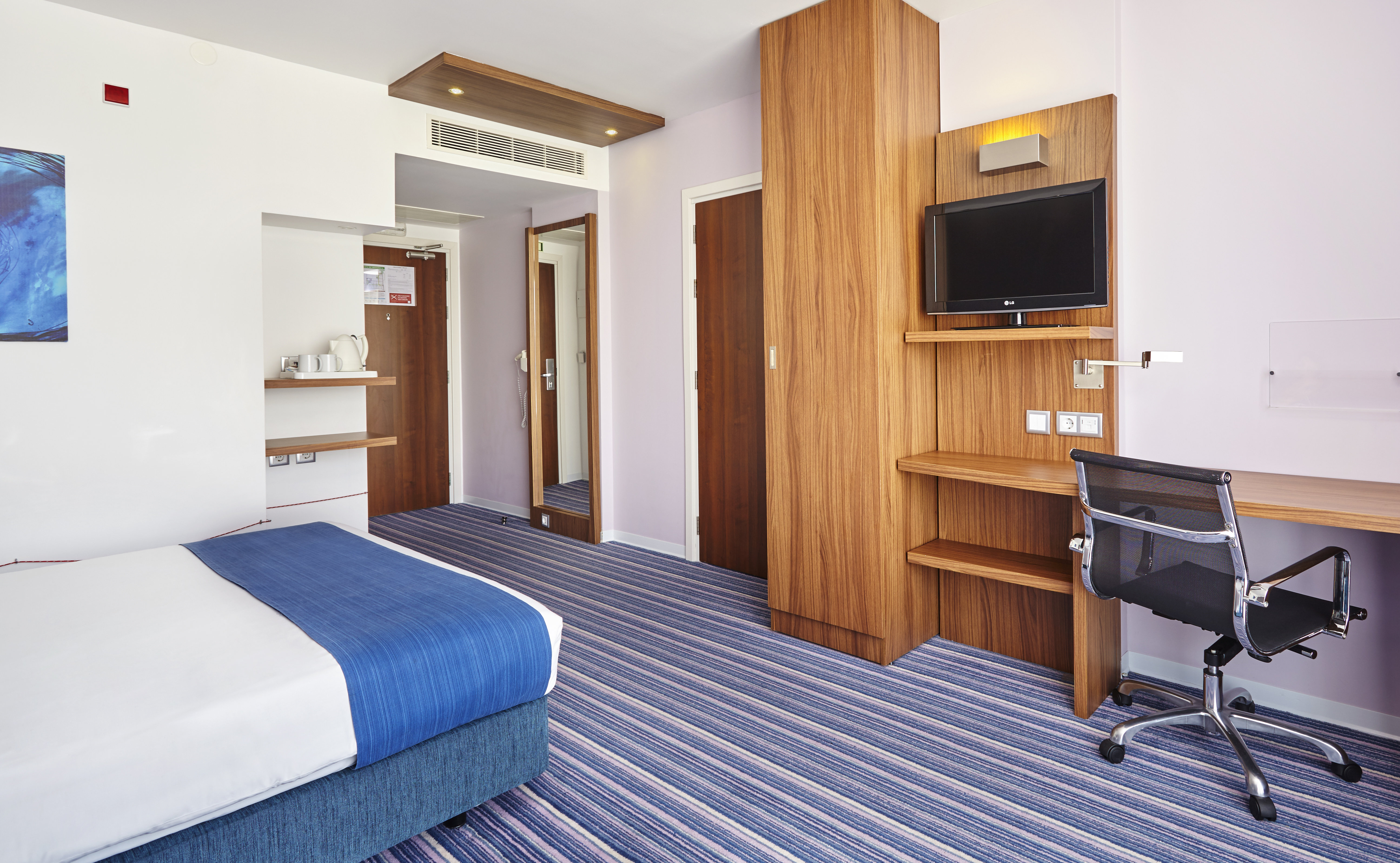 holiday inn express lisbon alfragide by ihg