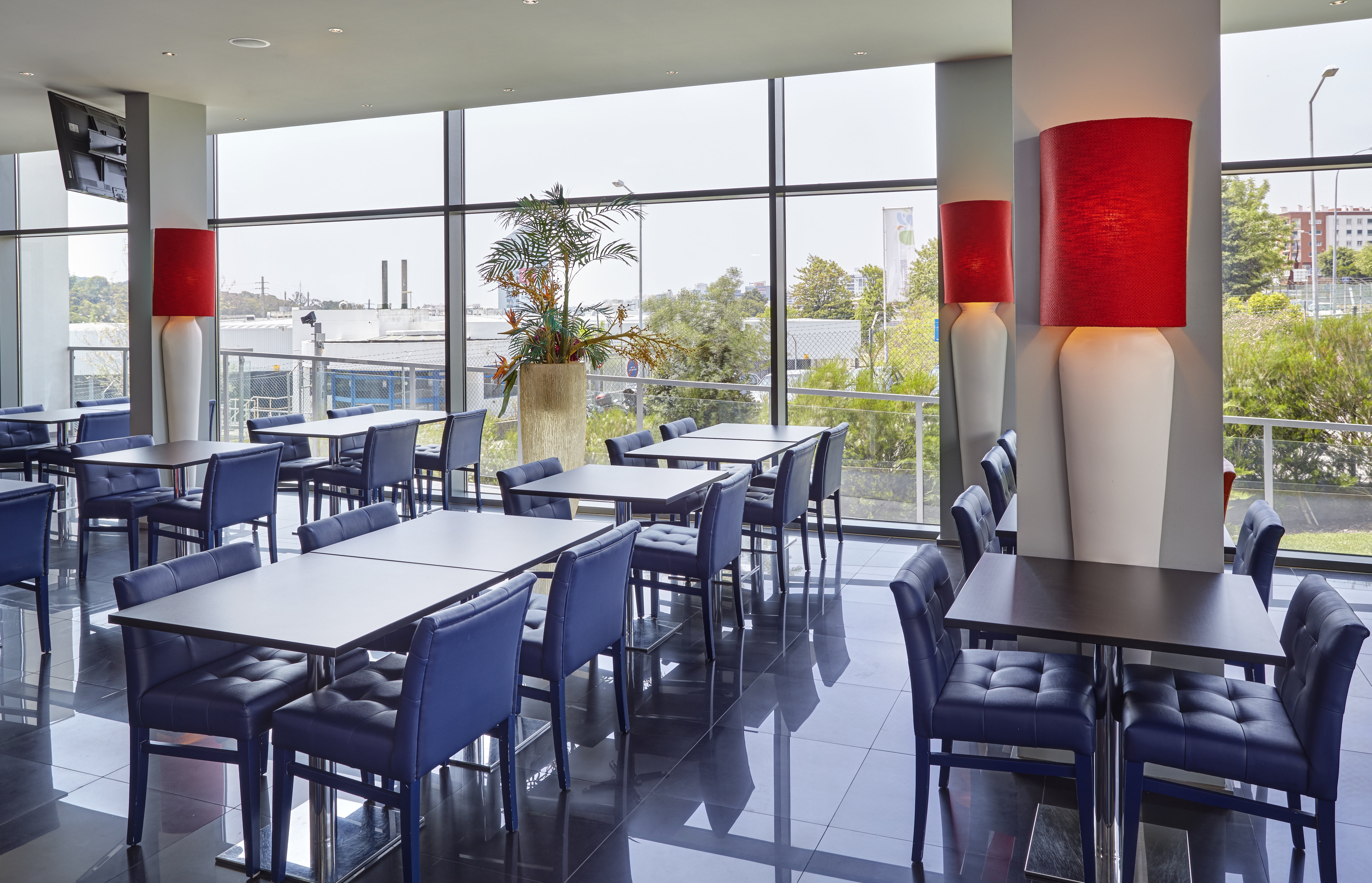 holiday inn express lisbon alfragide by ihg