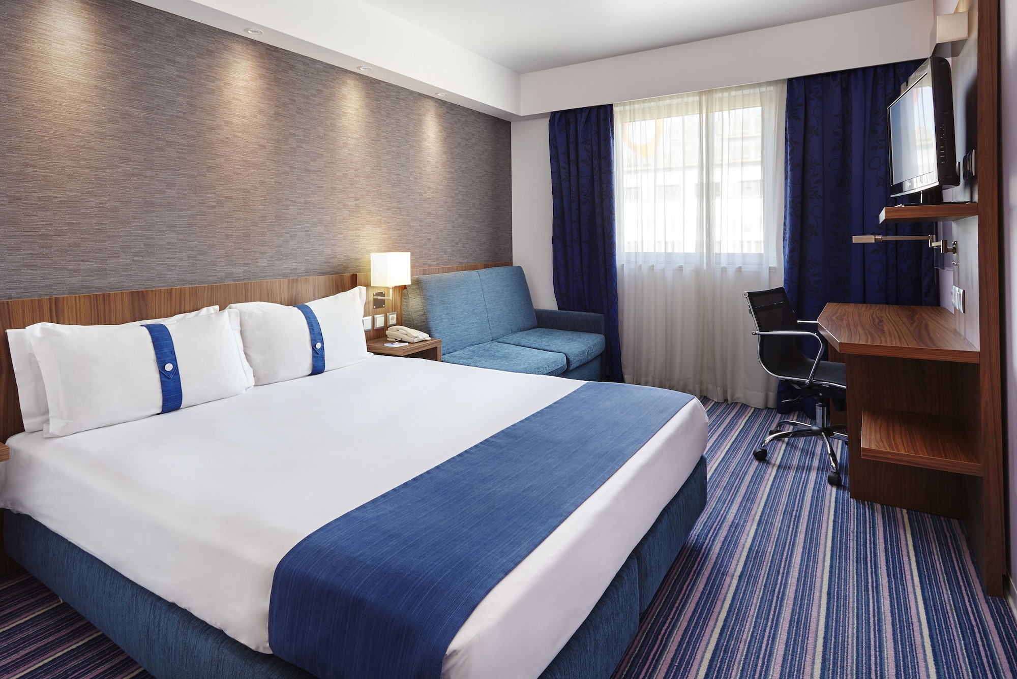 holiday inn express lisbon alfragide by ihg