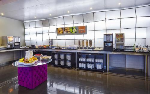 holiday inn express lisbon alfragide by ihg