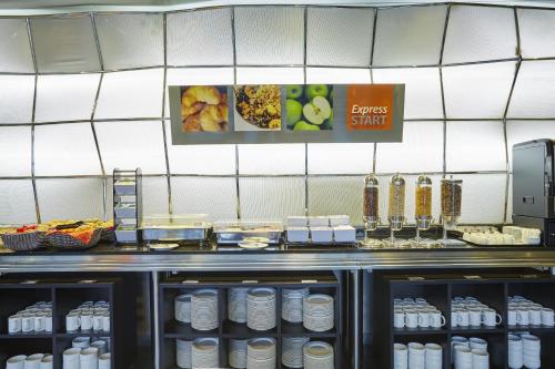 holiday inn express lisbon alfragide by ihg