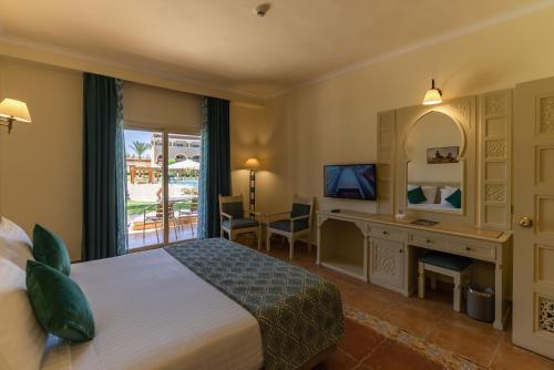 sunrise sentido mamlouk palace