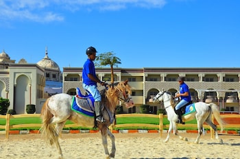 sunrise sentido mamlouk palace