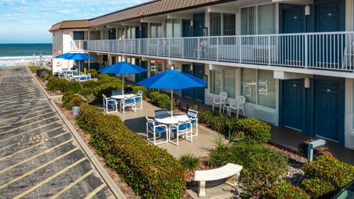 spacious and modern resort condo in daytona beach studio condo 1
