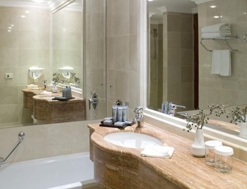 royal hotel dead sea