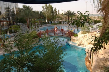royal hotel dead sea