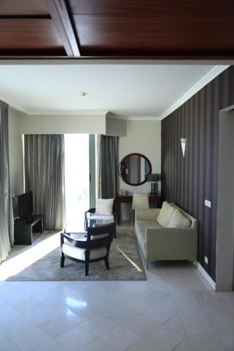 royal hotel dead sea