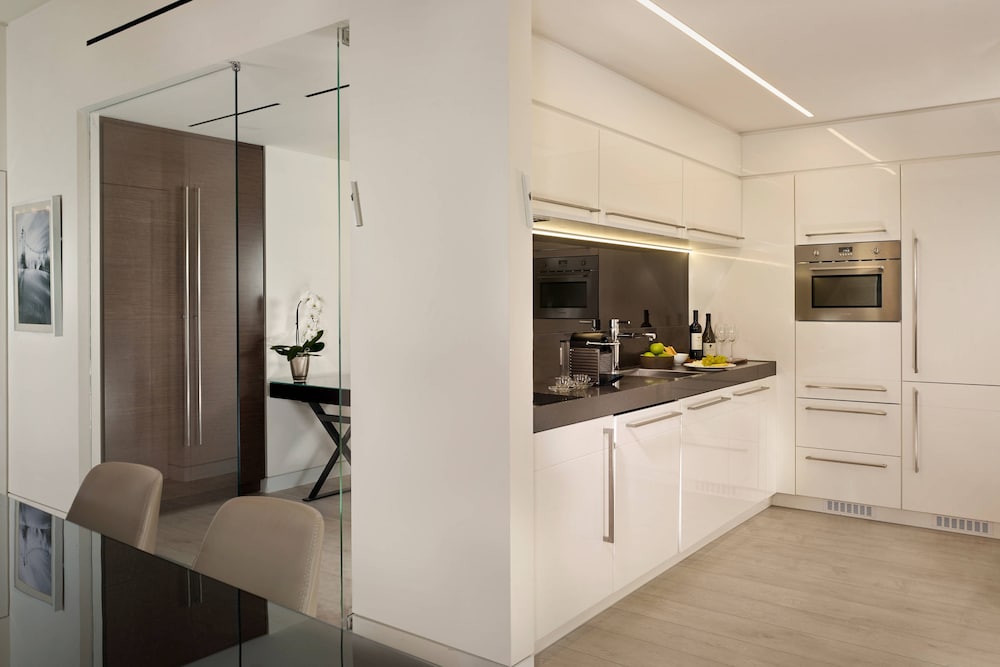 the ritz carlton herzliya