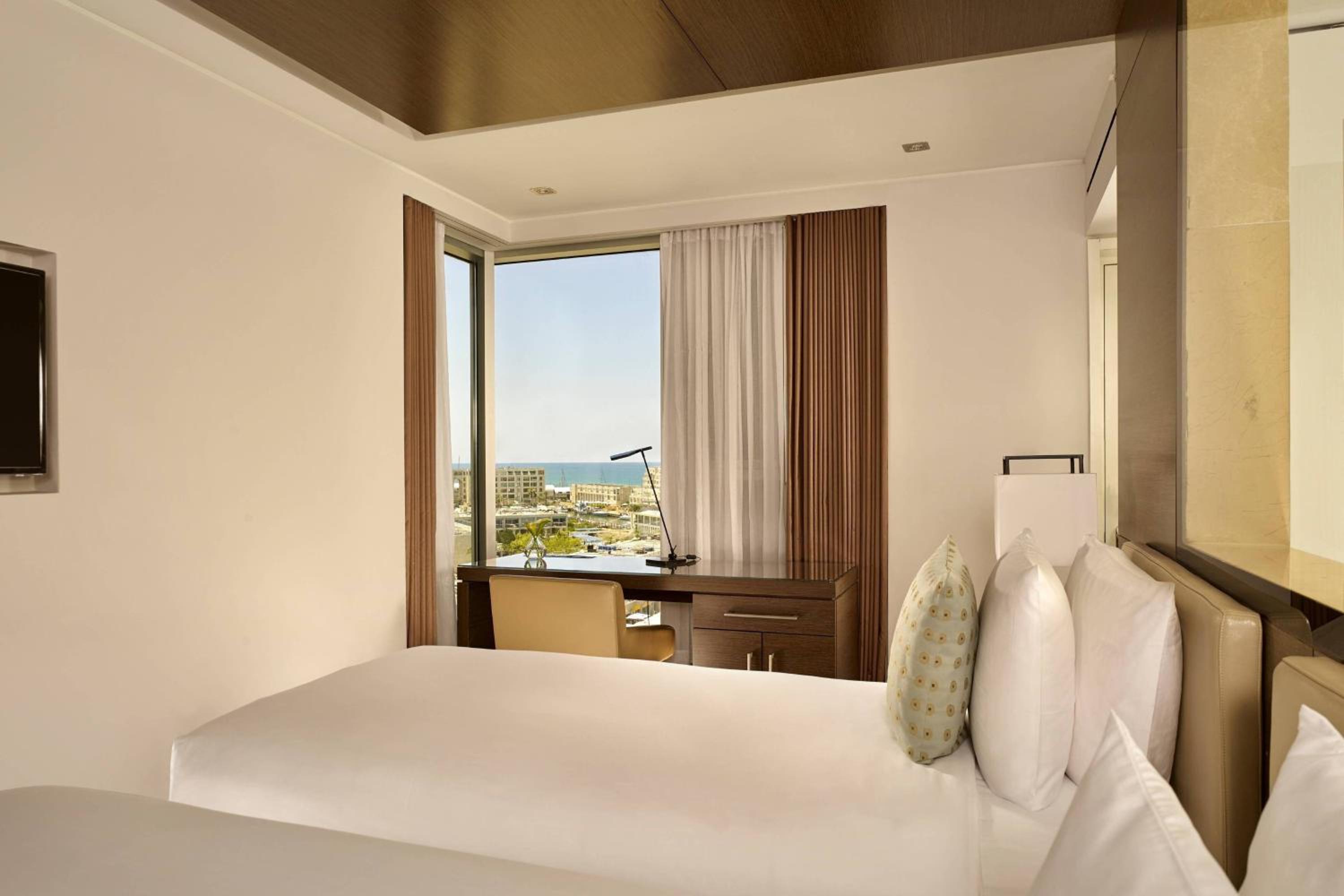 the ritz carlton herzliya