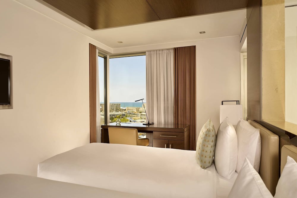 the ritz carlton herzliya