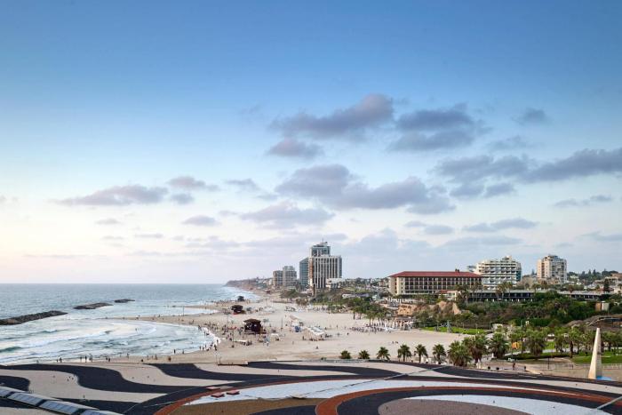 the ritz carlton herzliya