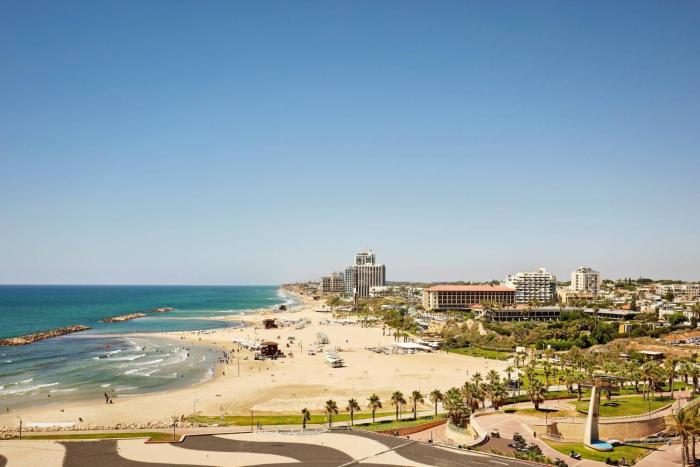 the ritz carlton herzliya