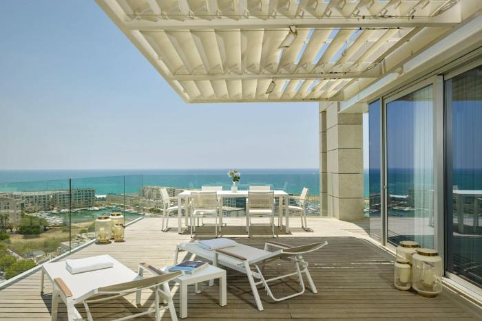 the ritz carlton herzliya