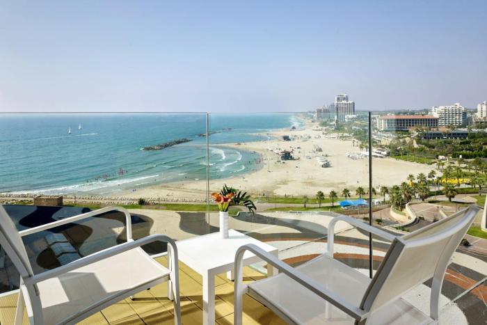 the ritz carlton herzliya