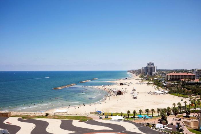 the ritz carlton herzliya