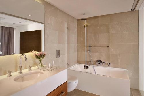 the ritz carlton herzliya