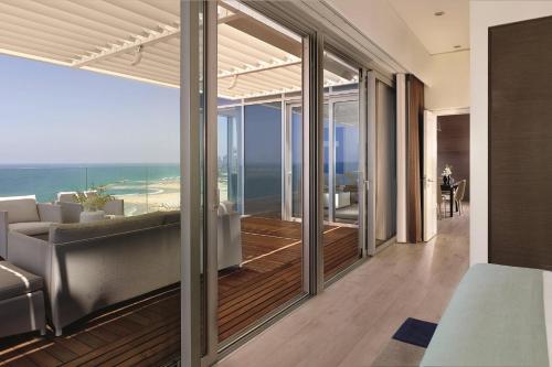 the ritz carlton herzliya
