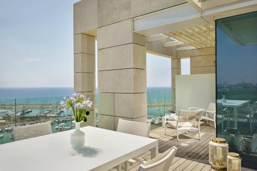 the ritz carlton herzliya