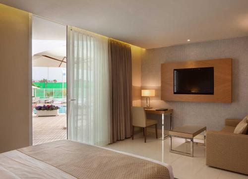 herbert samuel reef eilat