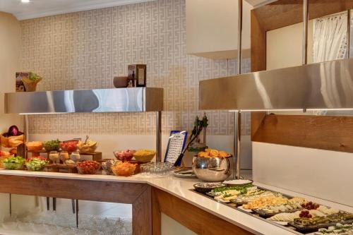 herbert samuel reef eilat