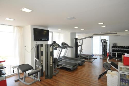 island luxurious suites hotel