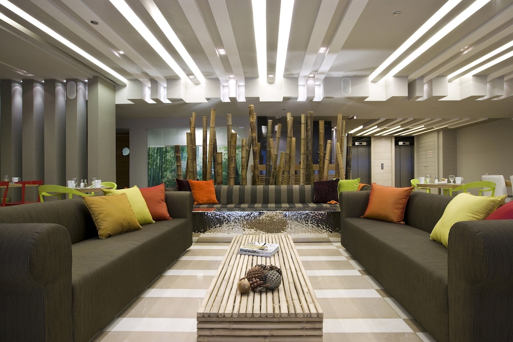 sadot hotel ben gurion airport an atlas boutique hotel