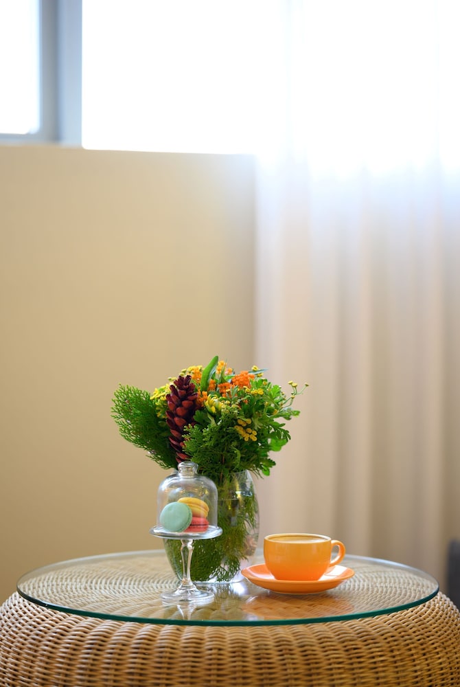 sadot hotel ben gurion airport an atlas boutique hotel