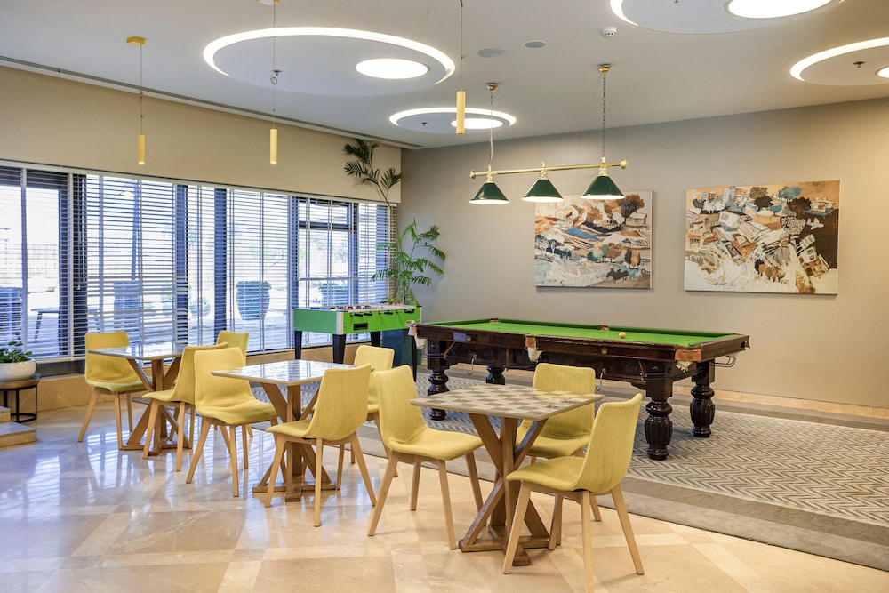 sadot hotel ben gurion airport an atlas boutique hotel