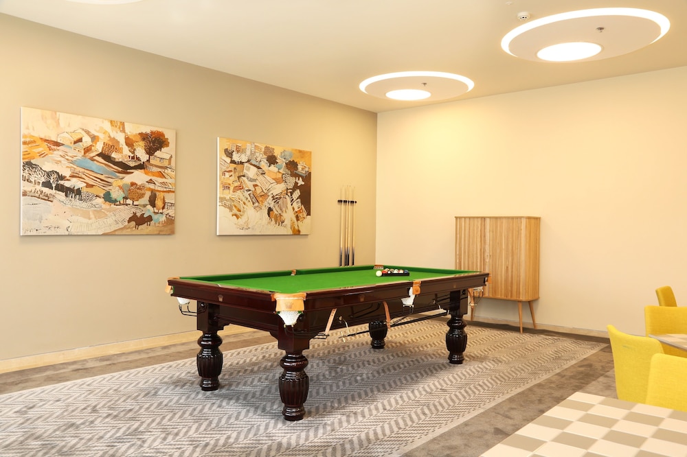 sadot hotel ben gurion airport an atlas boutique hotel