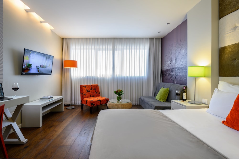 sadot hotel ben gurion airport an atlas boutique hotel