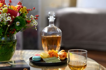 sadot hotel ben gurion airport an atlas boutique hotel