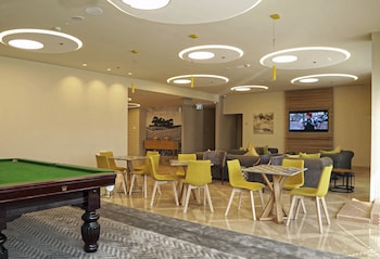 sadot hotel ben gurion airport an atlas boutique hotel