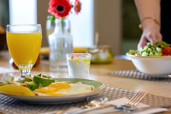 sadot hotel ben gurion airport an atlas boutique hotel