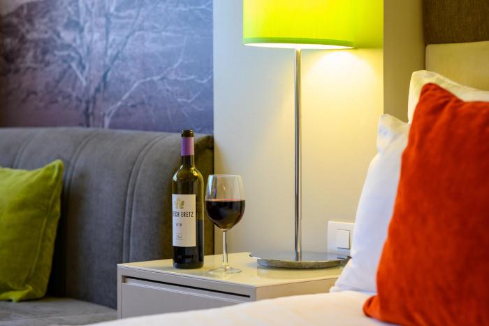 sadot hotel ben gurion airport an atlas boutique hotel