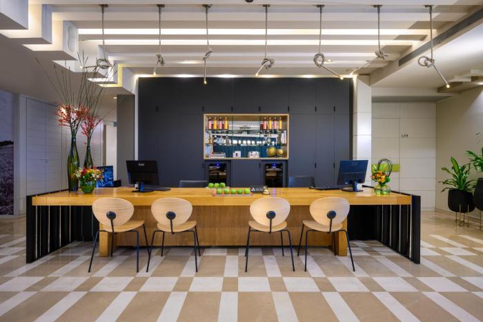 sadot hotel ben gurion airport an atlas boutique hotel