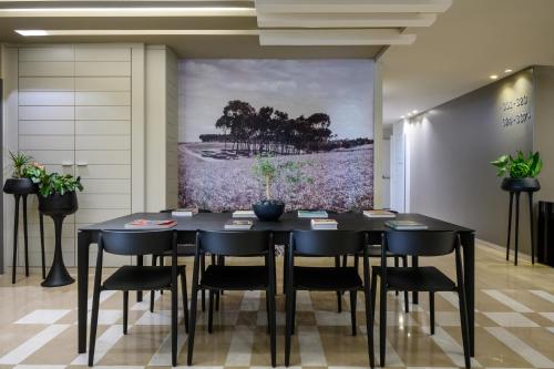sadot hotel ben gurion airport an atlas boutique hotel