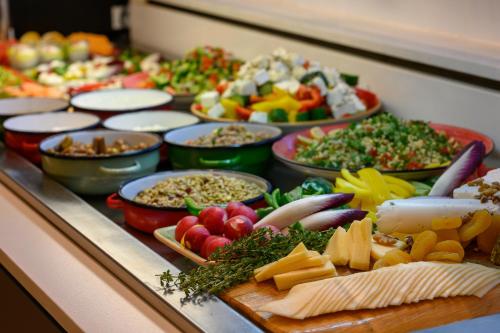 sadot hotel ben gurion airport an atlas boutique hotel